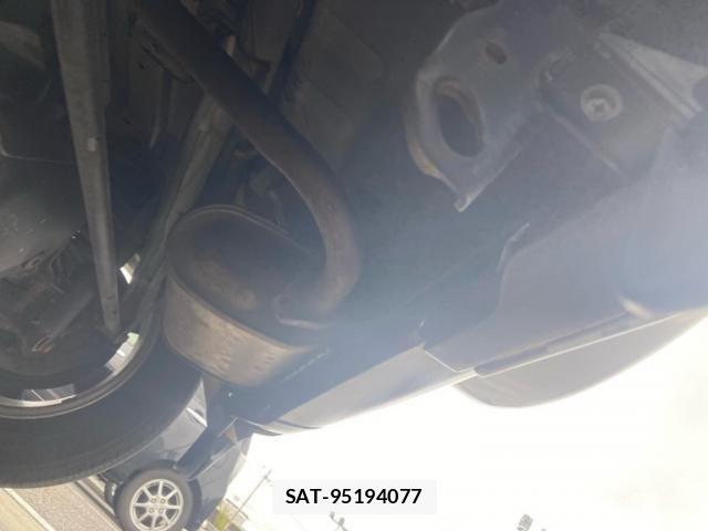 Suzuki JIMNY 2011-12 8849445-7