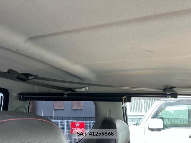 Suzuki JIMNY 2008-12 8849446-9