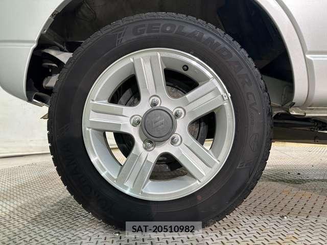 Suzuki JIMNY 2015-09 8849443-25