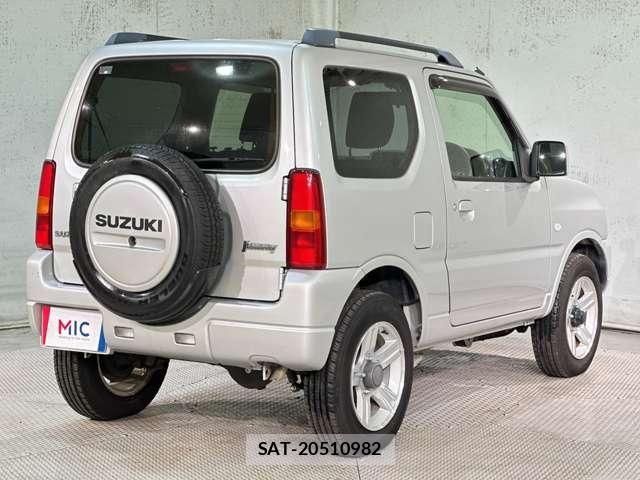 Suzuki JIMNY 2015-09 8849443-4