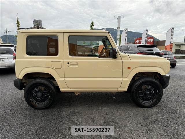 Suzuki JIMNY 2023-12 8871240-11
