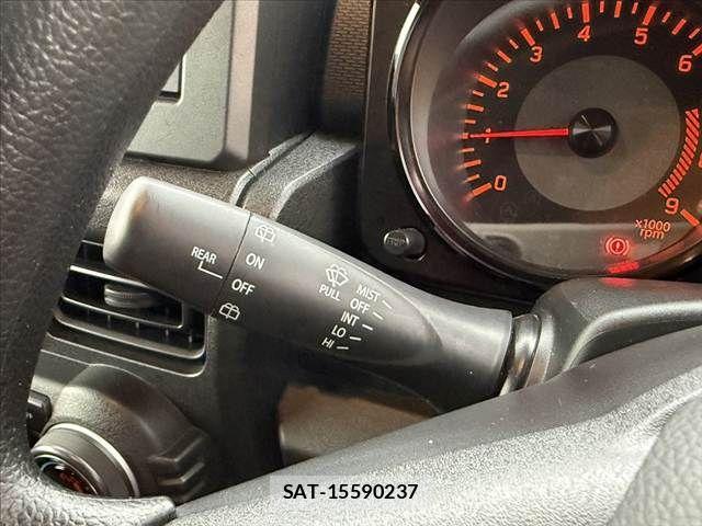 Suzuki JIMNY 2023-12 8871240-25