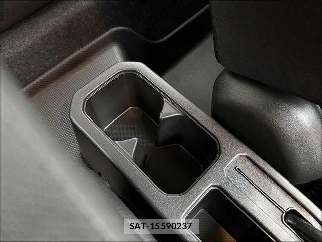 Suzuki JIMNY 2023-12 8871240-27