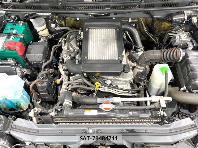 Suzuki JIMNY 2015-06 8880252-18