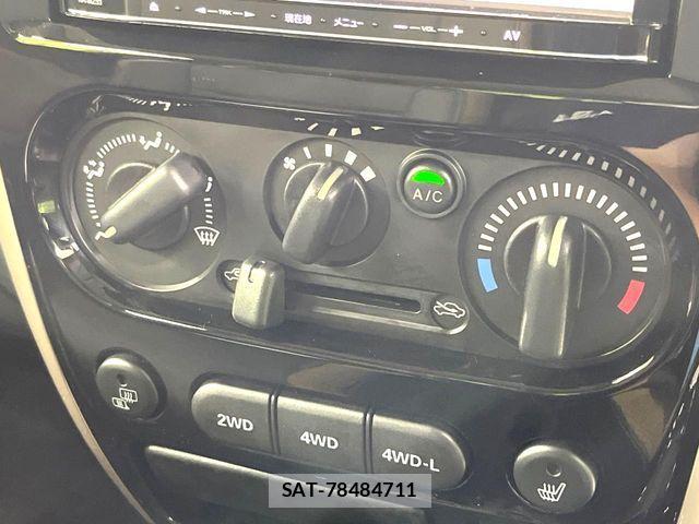 Suzuki JIMNY 2015-06 8880252-6