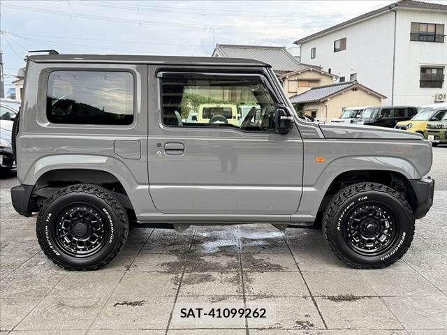 Suzuki JIMNY 2025-12 8880235-10