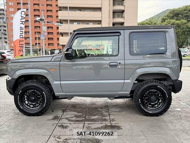 Suzuki JIMNY 2025-12 8880235-11
