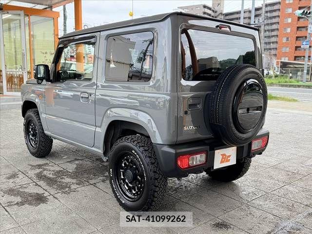 Suzuki JIMNY 2025-12 8880235-12