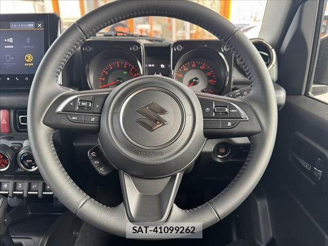 Suzuki JIMNY 2025-12 8880235-4