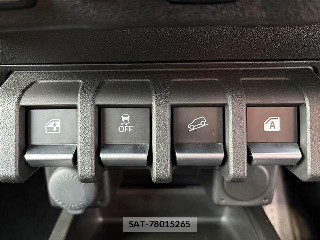 Suzuki JIMNY 2022-07 8880243-23