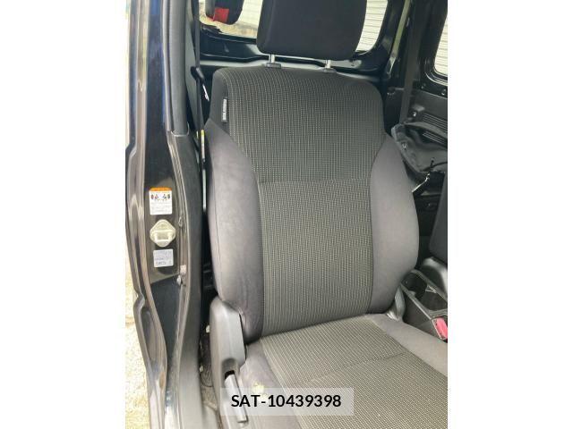 Suzuki JIMNY 2019-02 8880255-11