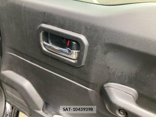 Suzuki JIMNY 2019-02 8880255-15
