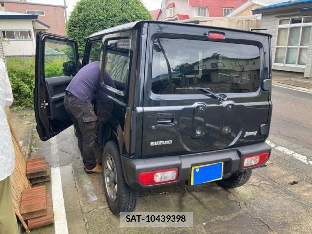 Suzuki JIMNY 2019-02 8880255-4
