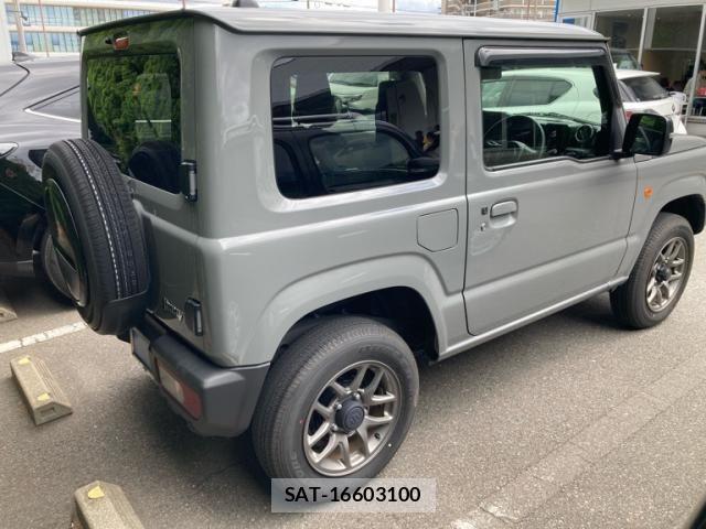 Suzuki JIMNY 2024-12 8880245-3