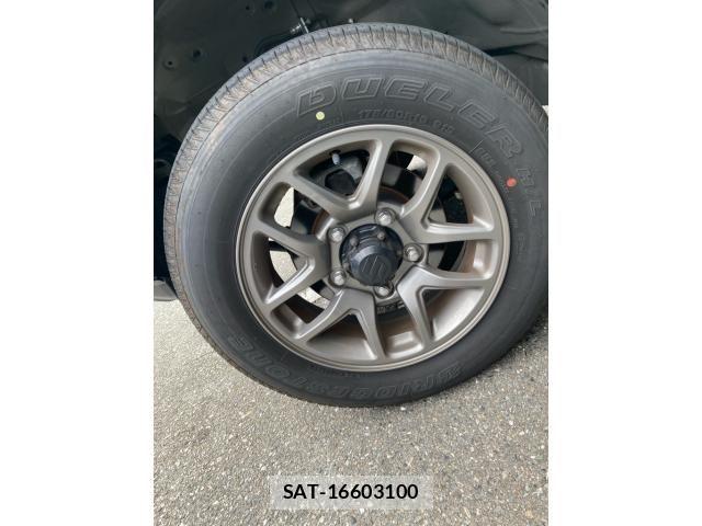 Suzuki JIMNY 2024-12 8880245-7