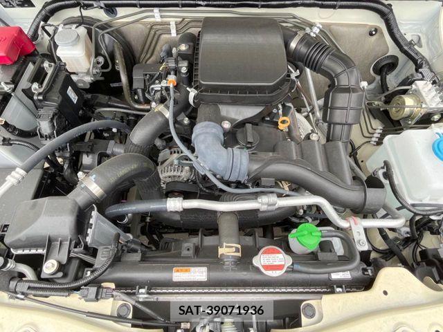 Suzuki JIMNY 2025-03 8880236-18