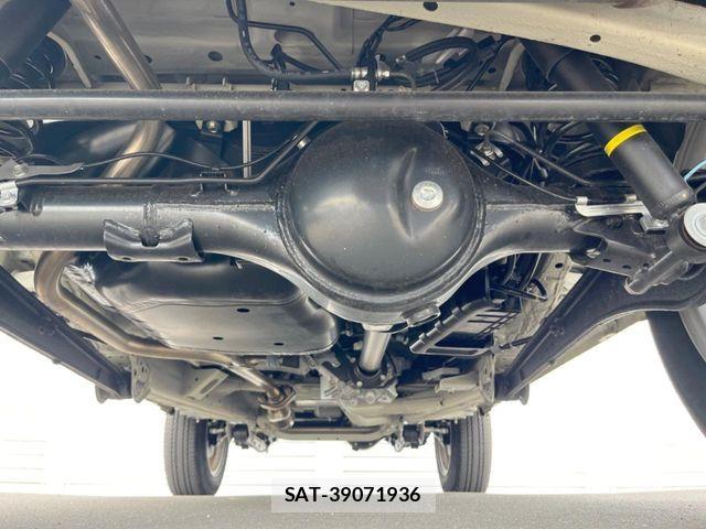 Suzuki JIMNY 2025-03 8880236-19