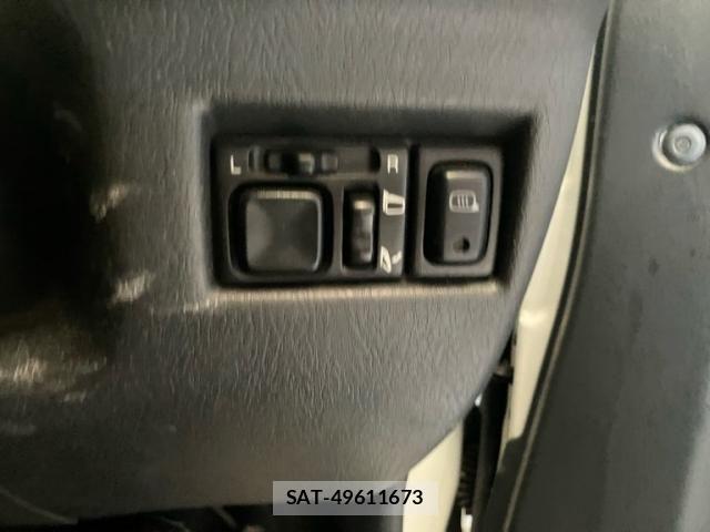 Suzuki JIMNY 2004-07 8880270-18
