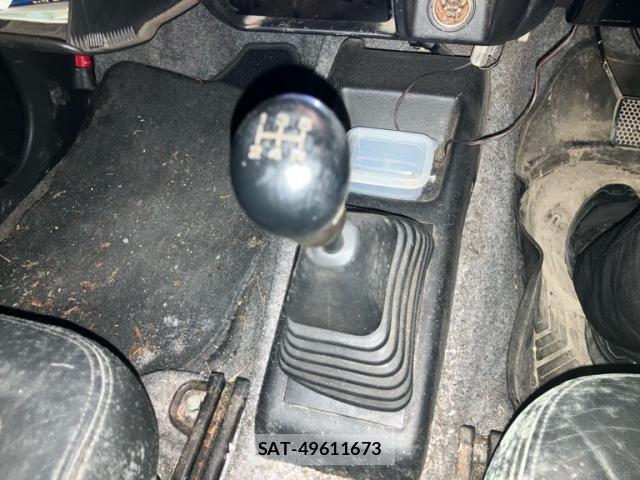 Suzuki JIMNY 2004-07 8880270-22