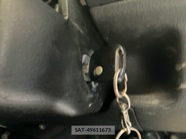 Suzuki JIMNY 2004-07 8880270-26