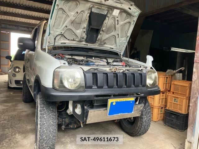 Suzuki JIMNY 2004-07 8880270-2