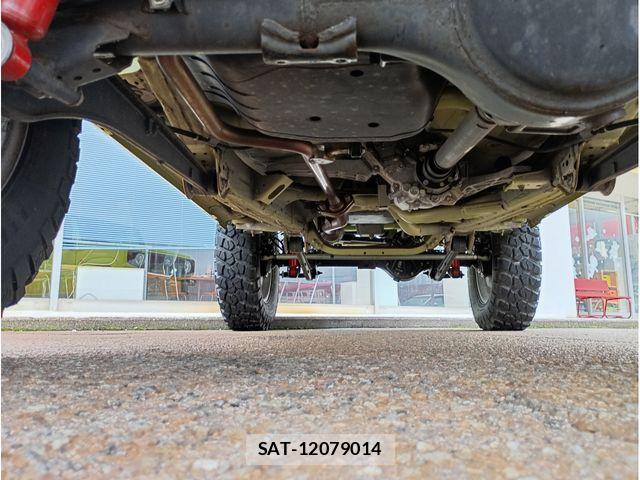 Suzuki JIMNY 2018-07 8880242-17