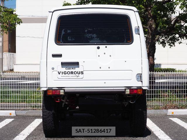 Suzuki JIMNY 1996-01 8880261-11