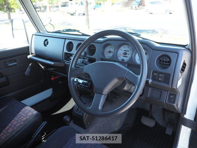 Suzuki JIMNY 1996-01 8880261-1
