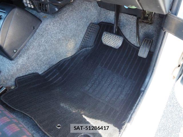 Suzuki JIMNY 1996-01 8880261-21