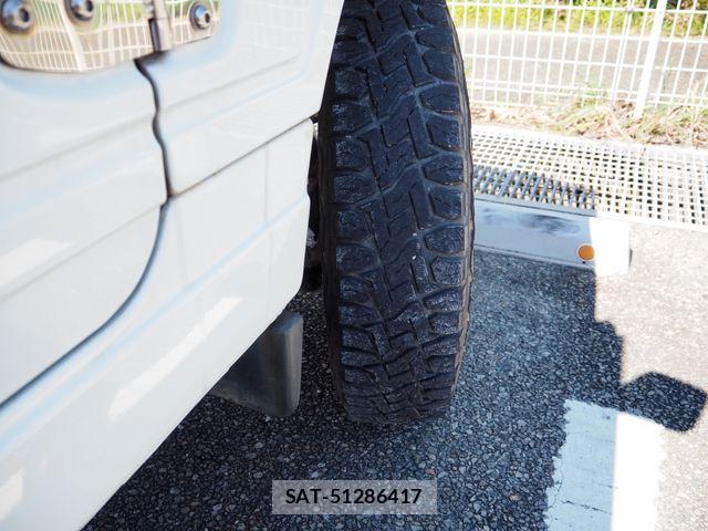 Suzuki JIMNY 1996-01 8880261-28