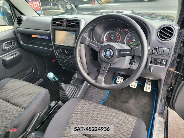Suzuki JIMNY 2012-09 8880259-2