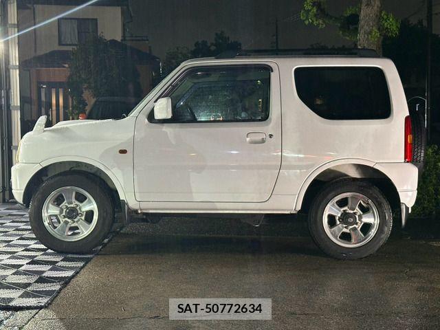 Suzuki JIMNY 2004-04 8880264-12