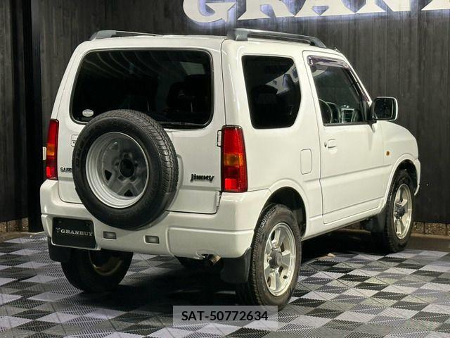 Suzuki JIMNY 2004-04 8880264-13