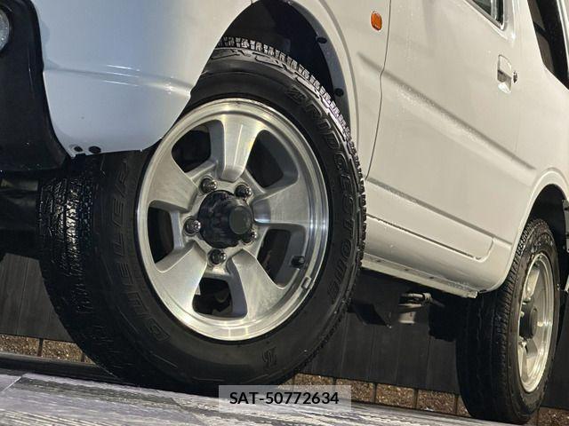 Suzuki JIMNY 2004-04 8880264-17