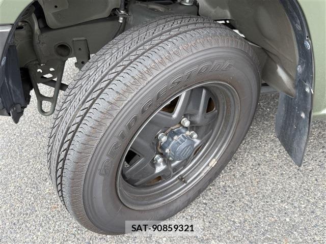 Suzuki JIMNY 2019-04 8880253-15