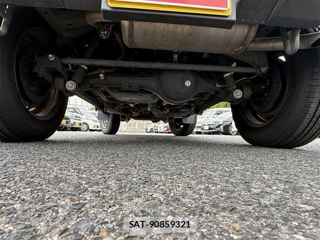 Suzuki JIMNY 2019-04 8880253-17
