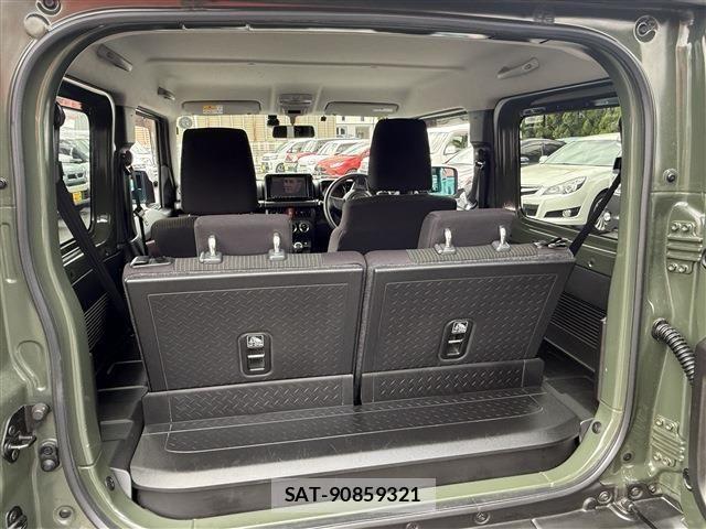 Suzuki JIMNY 2019-04 8880253-18