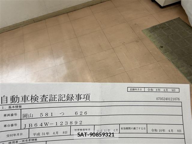 Suzuki JIMNY 2019-04 8880253-1