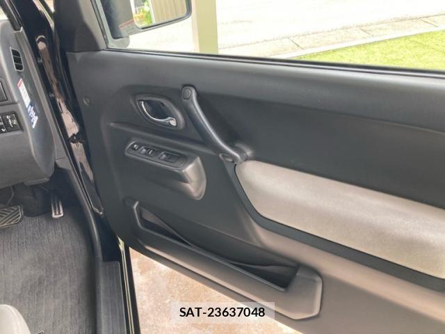 Suzuki JIMNY 2009-09 8880263-11