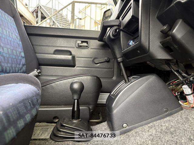 Suzuki JIMNY 1997-01 8880265-17