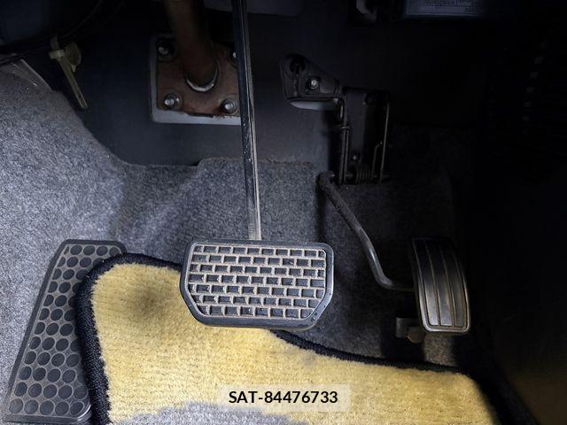 Suzuki JIMNY 1997-01 8880265-18