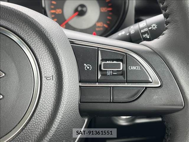 Suzuki JIMNY 2022-05 8880240-21