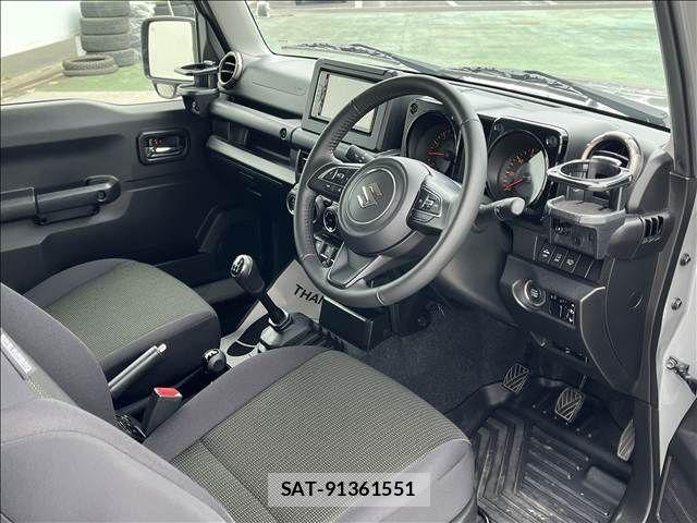 Suzuki JIMNY 2022-05 8880240-3