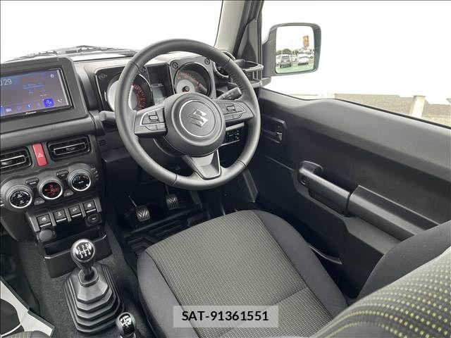 Suzuki JIMNY 2022-05 8880240-7