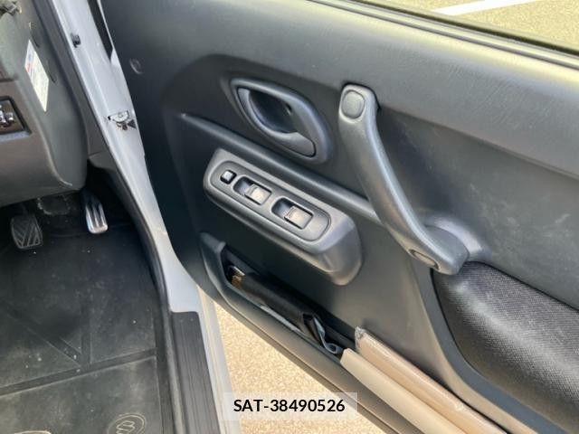 Suzuki JIMNY 2017-12 8883785-13