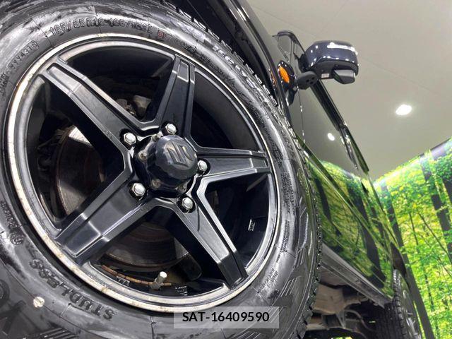 Suzuki JIMNY 2019-03 8883778-13