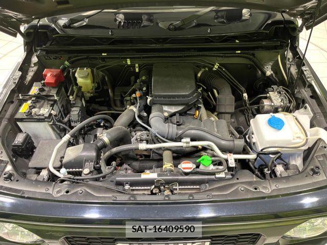 Suzuki JIMNY 2019-03 8883778-18