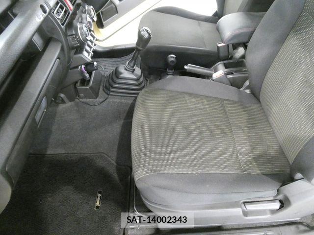 Suzuki JIMNY 2020-03 8883781-17