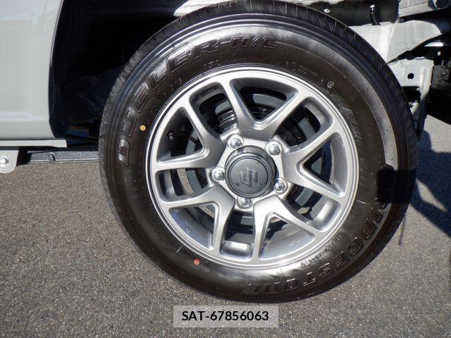 Suzuki JIMNY 2026-06 8883775-12