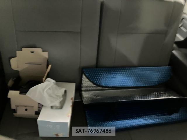 Suzuki JIMNY 2009-09 8883789-12